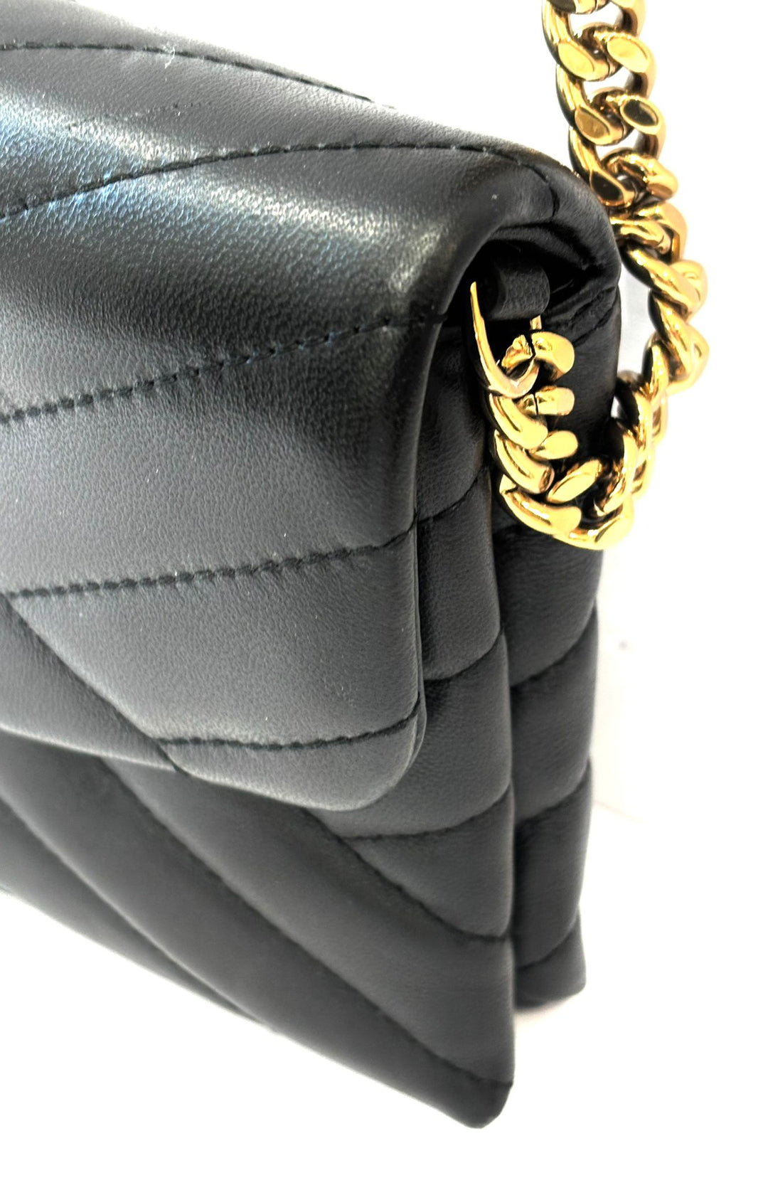 TORY BURCH KIRA CHEVRON CHAIN WALLET