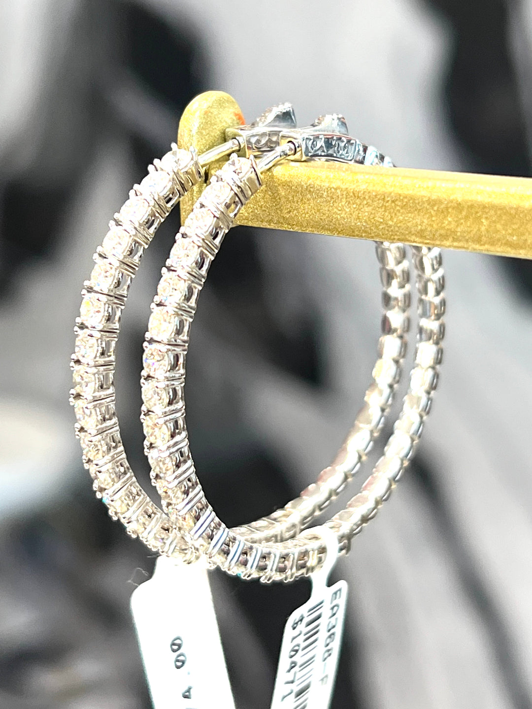 14K GOLD DIAMOND CROWN HOOP EARRINGS