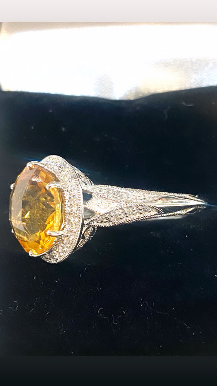 CITRINE AND DIAMOND 14K GOLD RING