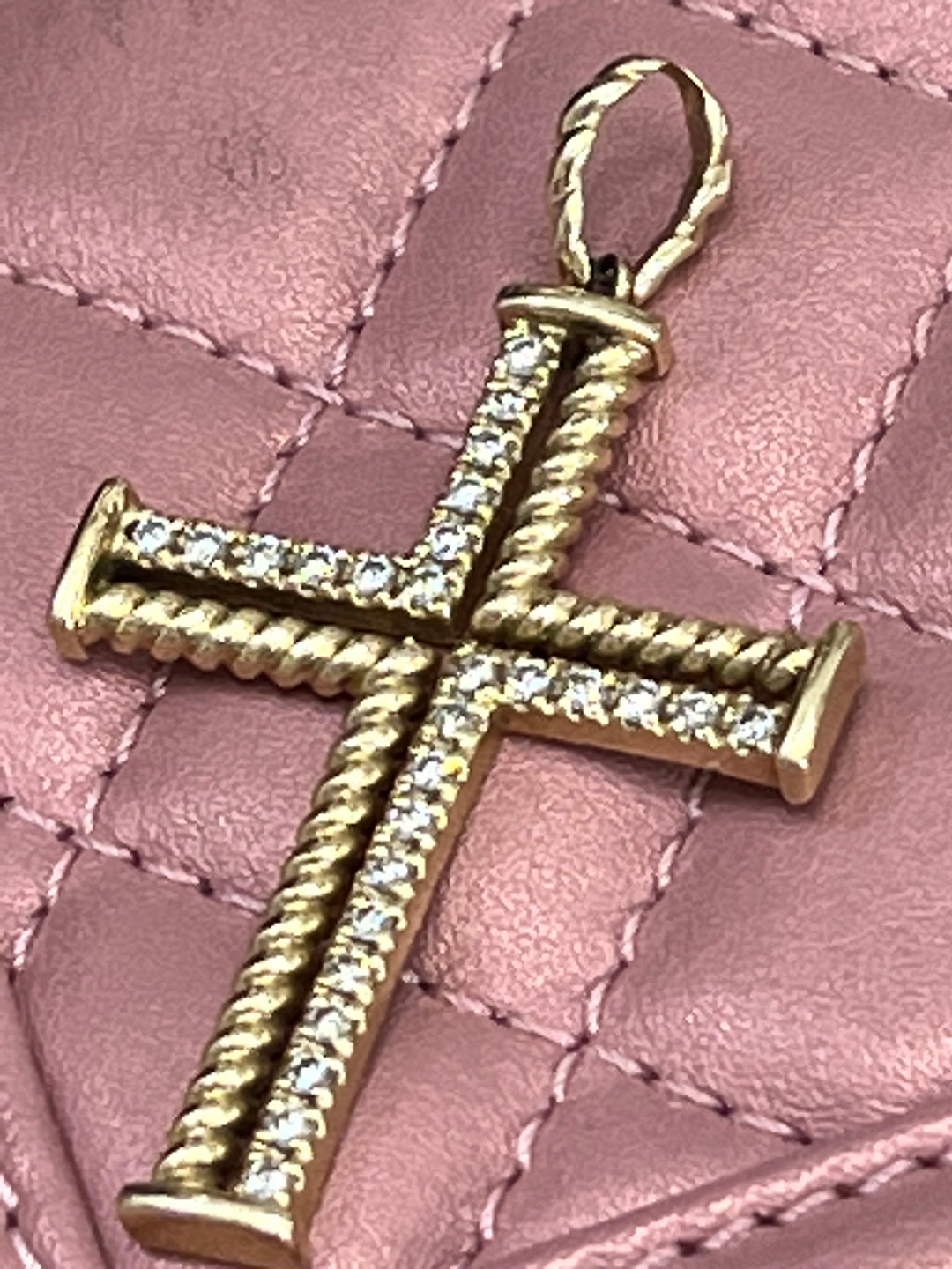 14K GOLD &amp; DIAMONDS CROSS PENDANT