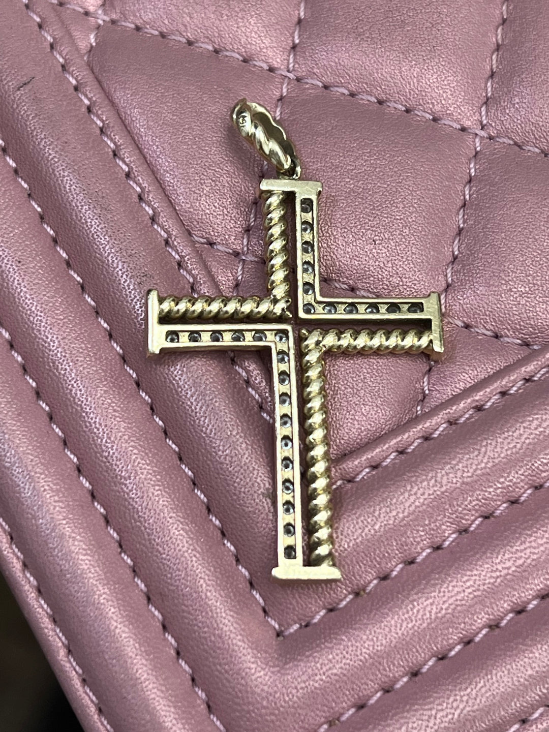 14K GOLD &amp; DIAMONDS CROSS PENDANT