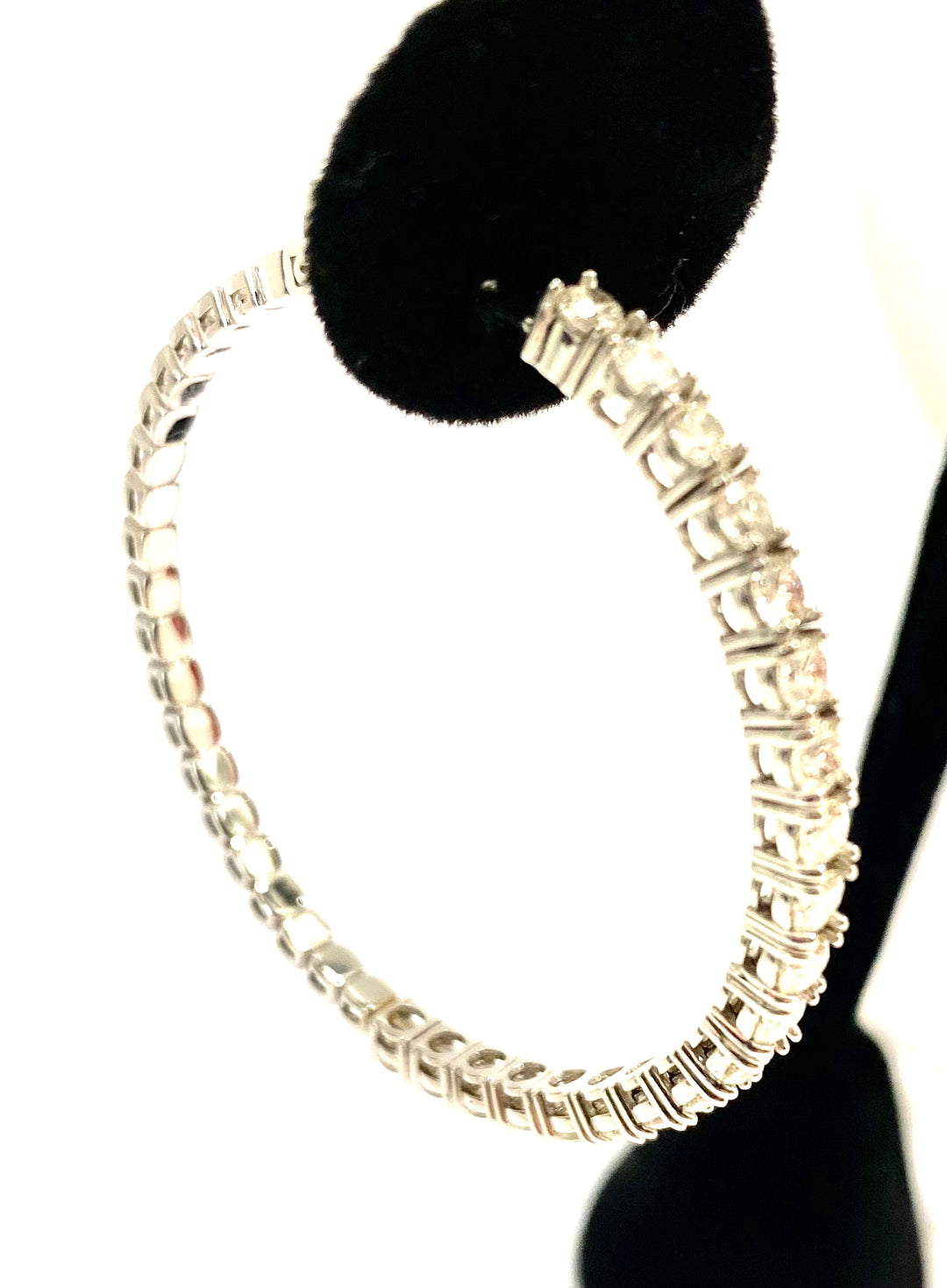 14K WHITE GOLD DIAMOND HOOP EARRINGS