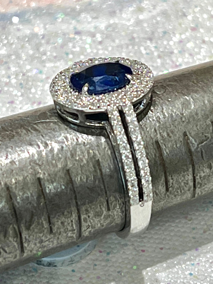 14K WHITE GOLD OVAL BLUE SAPPHIRE DIAMOND DOUBLE HALO ENGAGEMENT RING