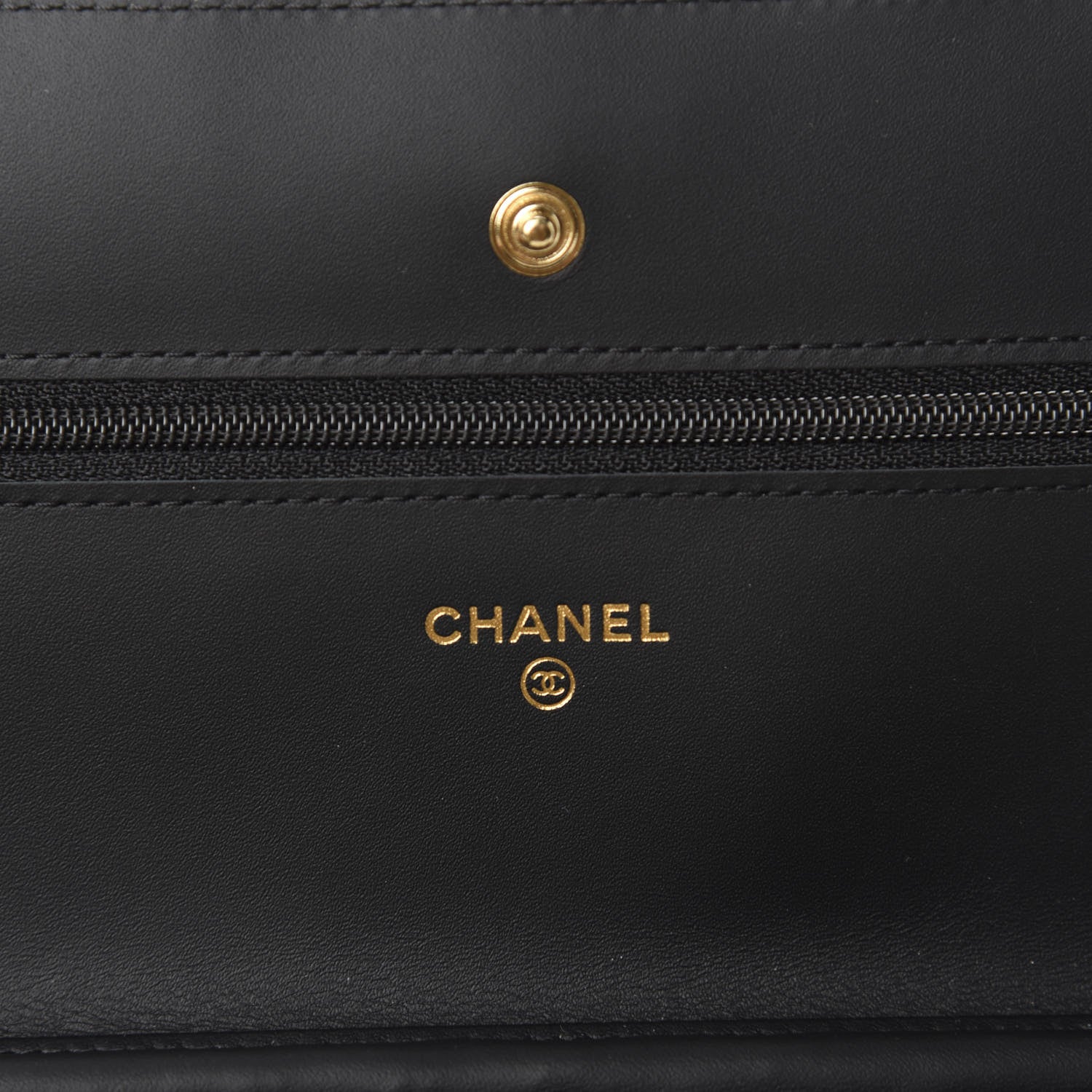 Chanel Reissue 2.55 Casino Charm bag Black Leather ref.203308 - Joli Closet