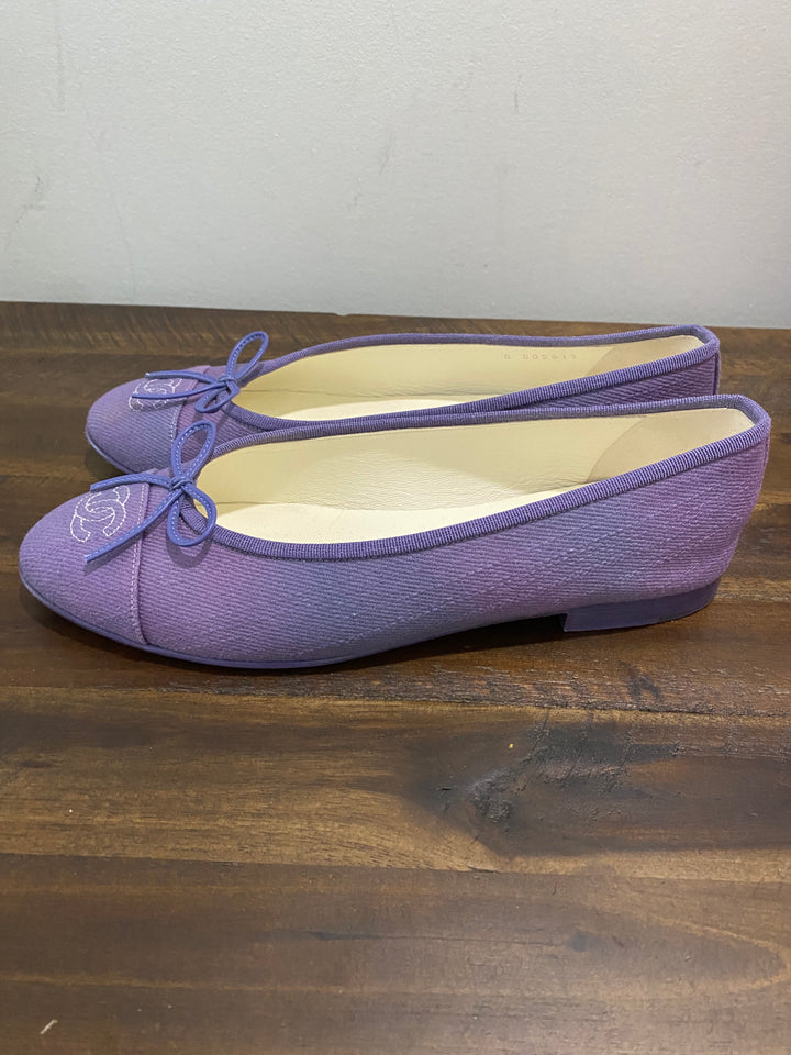 CHANEL CC CAP TOE BALLET FLAT SHOES