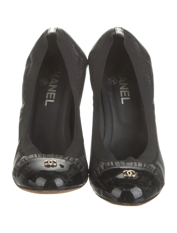 CHANEL CC ESCARPINS STRETCH PUMPS
