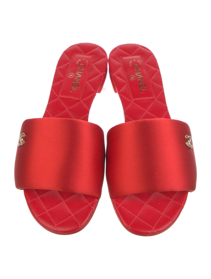 CHANEL CC LOGO SLIDES MULES RED