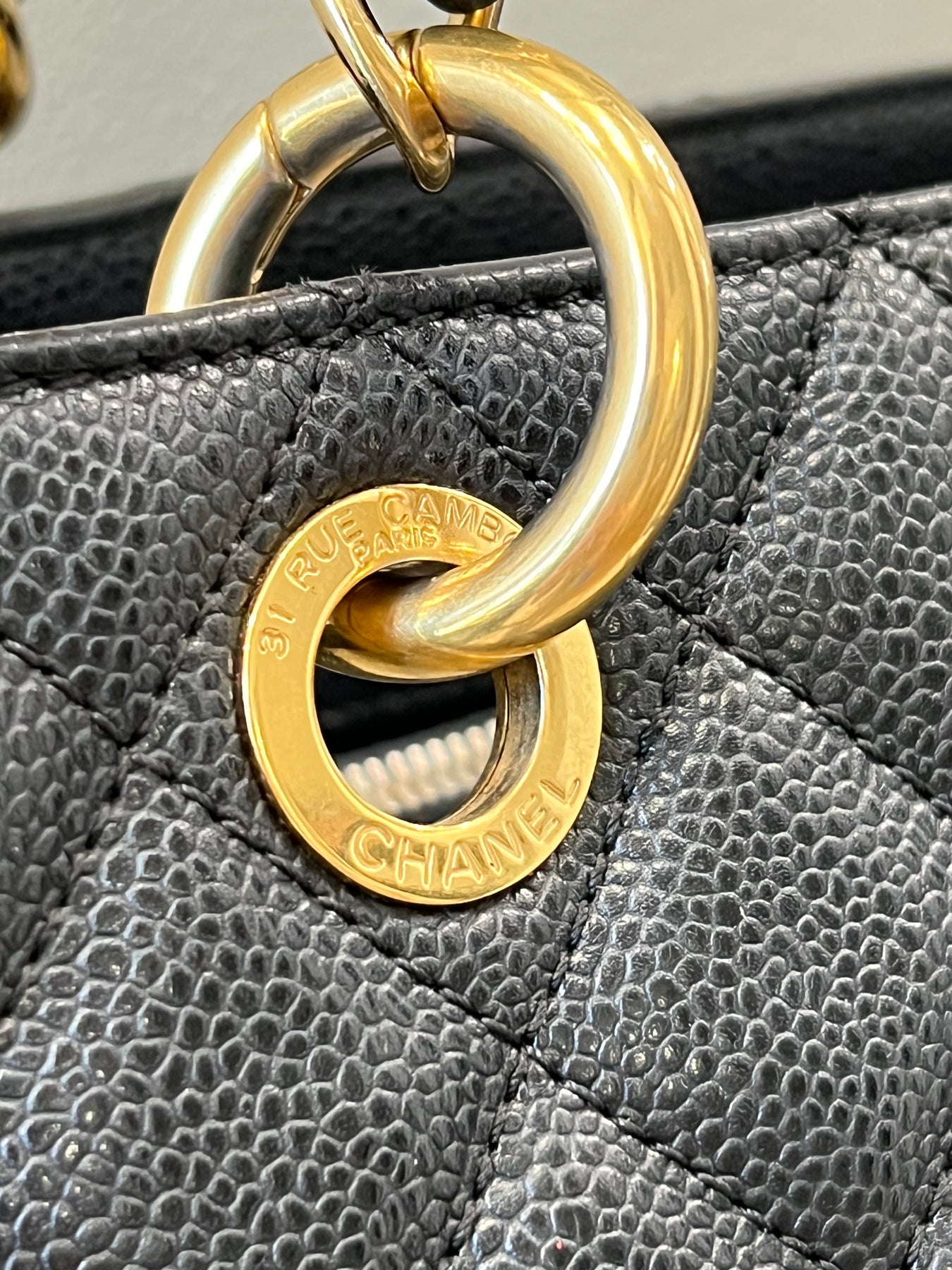 CHANEL CAVIAR QUILTED GRAND SHOPPING TOTE BAG – Caroline's Fashion Luxuries