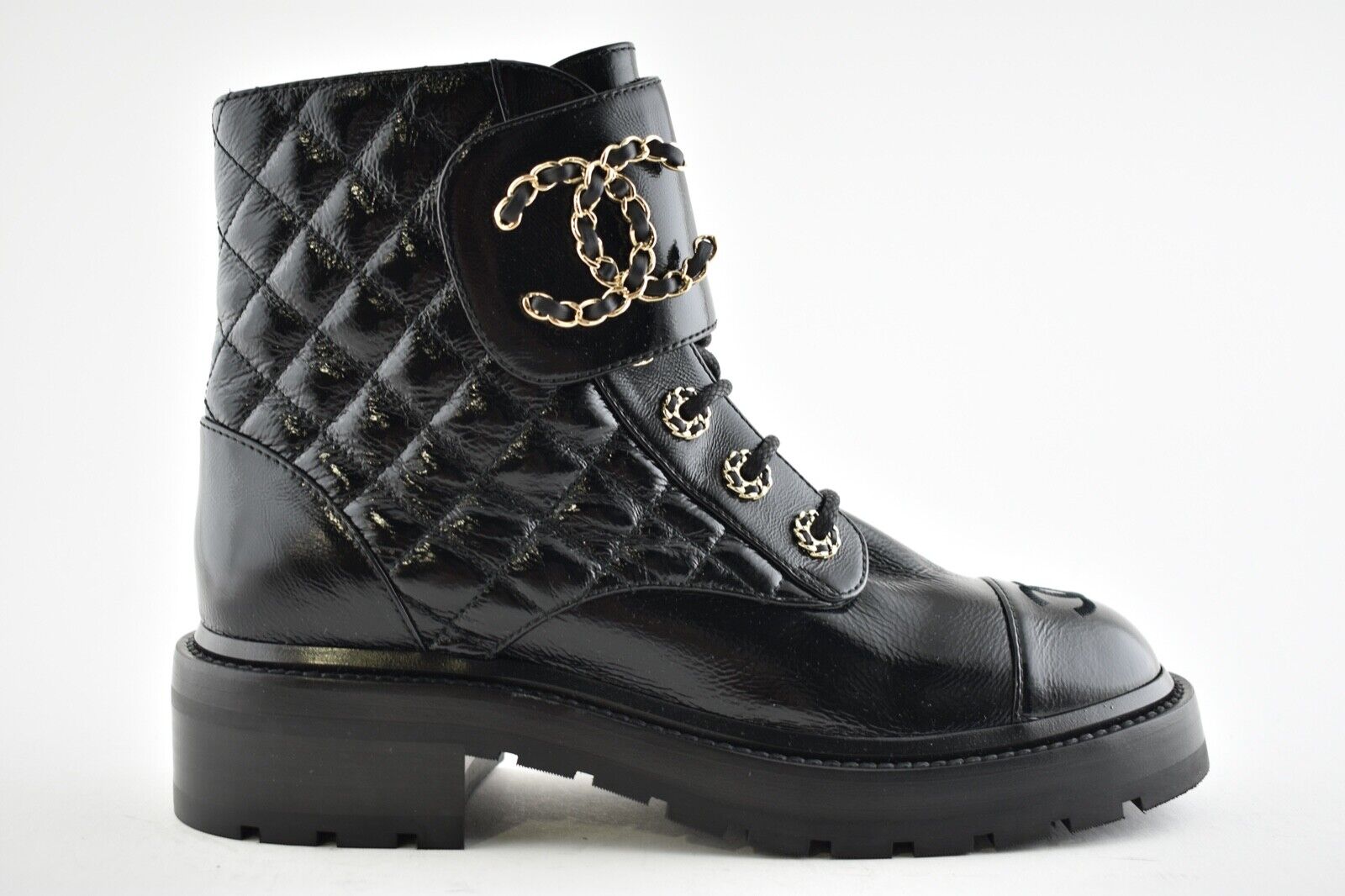 CHANEL Caviar Calfskin Quilted Chain Lace Up Combat Boots 35.5 White Black  1240880