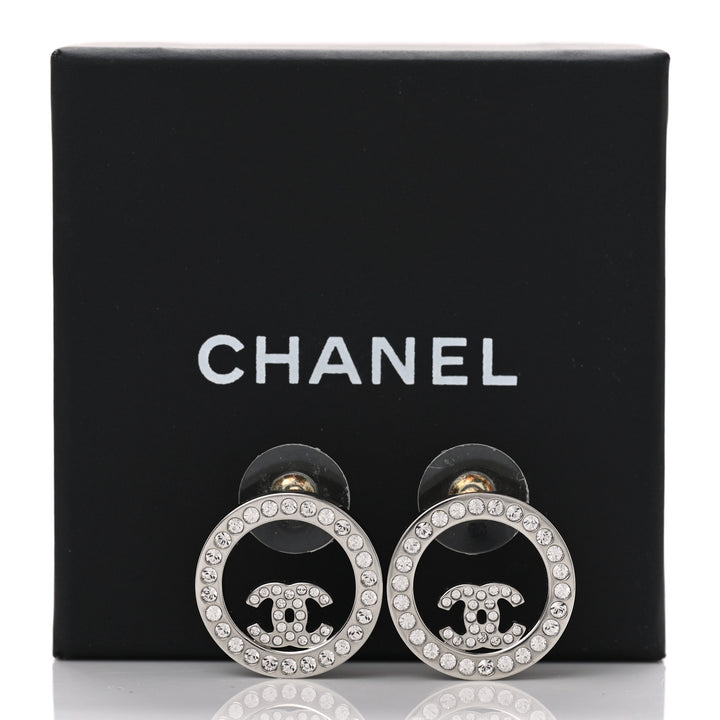 CHANEL CC CRYSTAL ROUND SILVER STUD EARRINGS