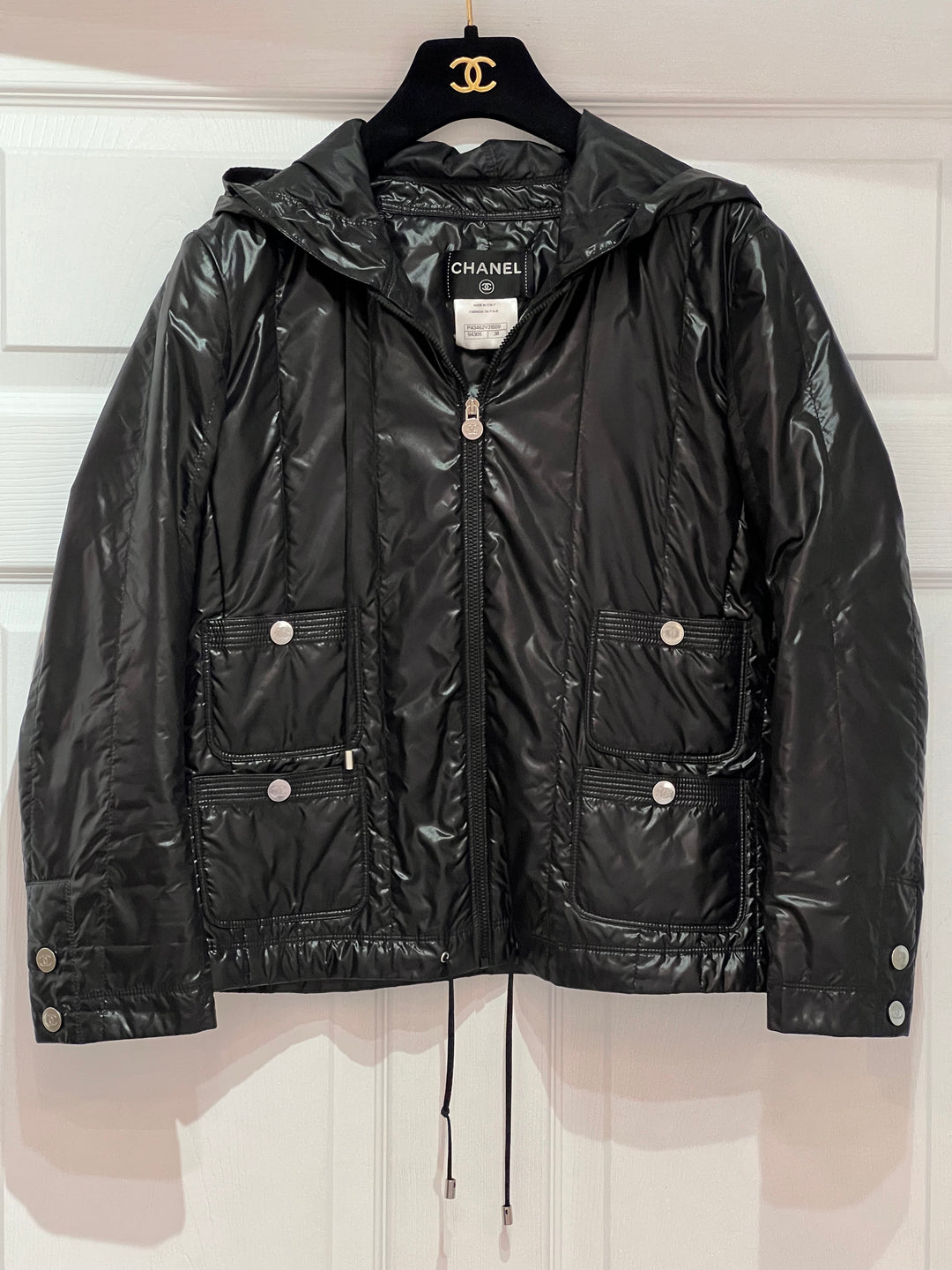 CHANEL-Nylon-Jacket-10_1080x.