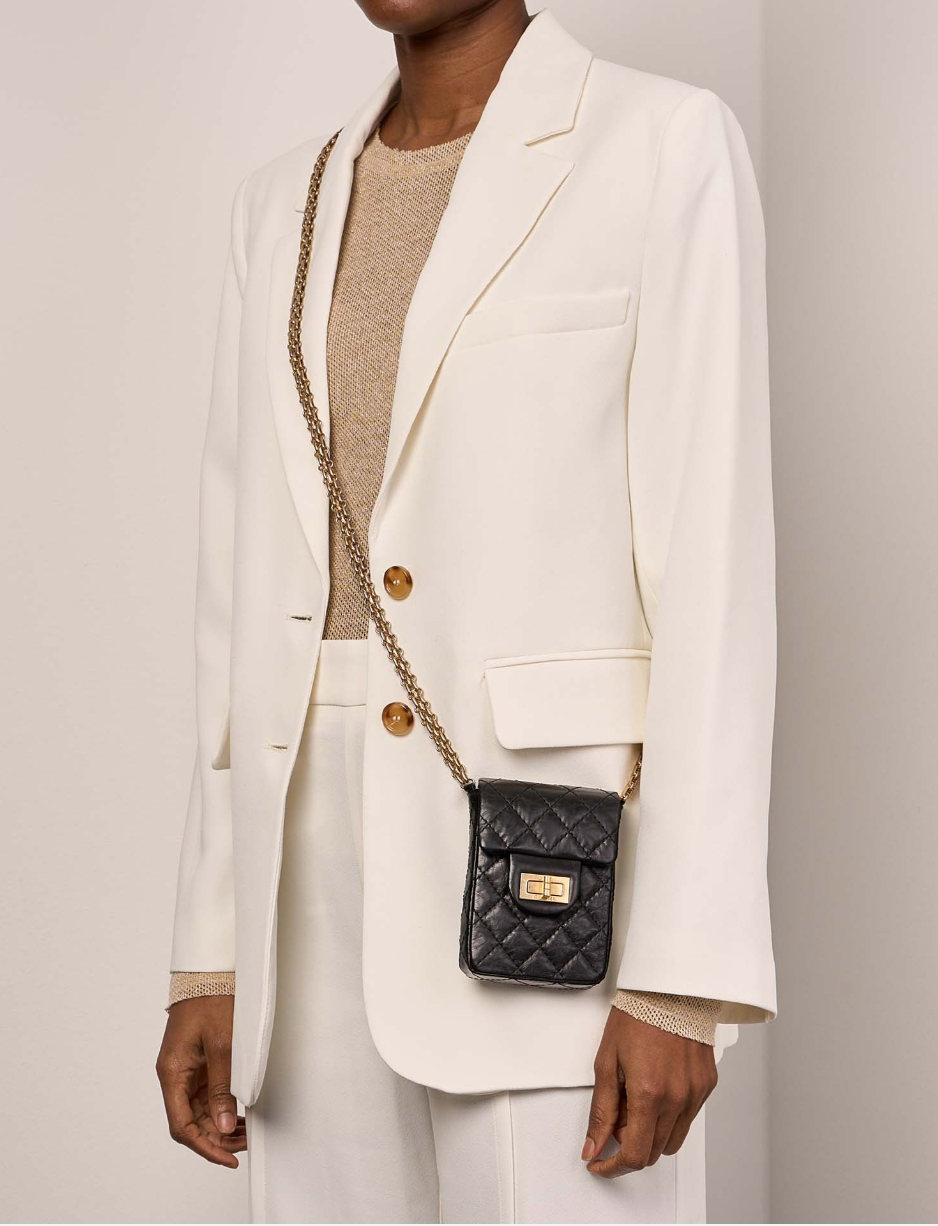 CHANEL QUILTED AGED CALFSKIN 2.55 REISSUE PHONE CASE – Caroline's