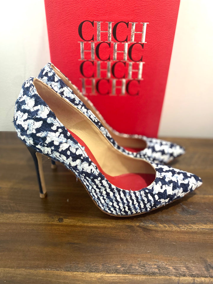 CAROLINA HERRERA HOUNDSTOOTH PUMPS