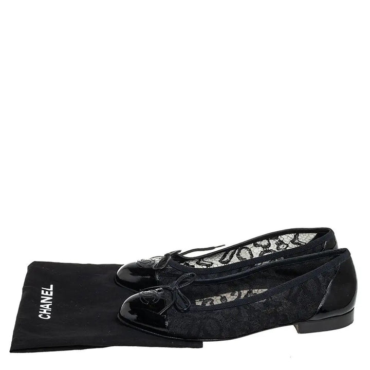 CHANEL PATENT &amp; LEATHER LACE BALLET SHOES