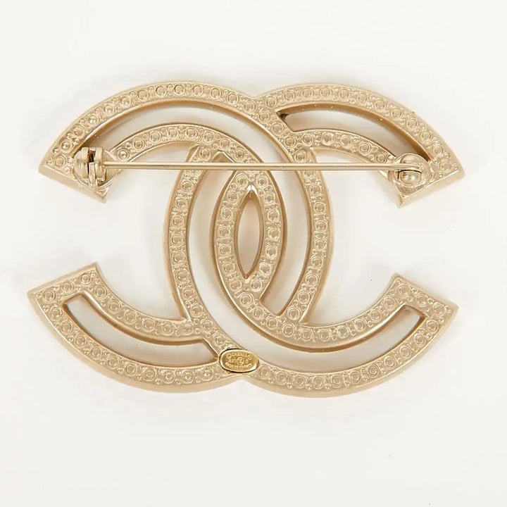 CHANEL CC RHINESTONE &amp; GOLD TONED BROOCH