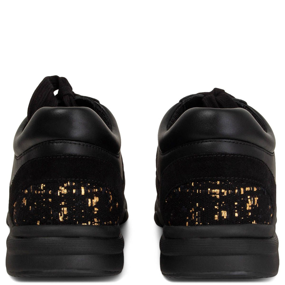 CHANEL CC LOGO SNEAKERS