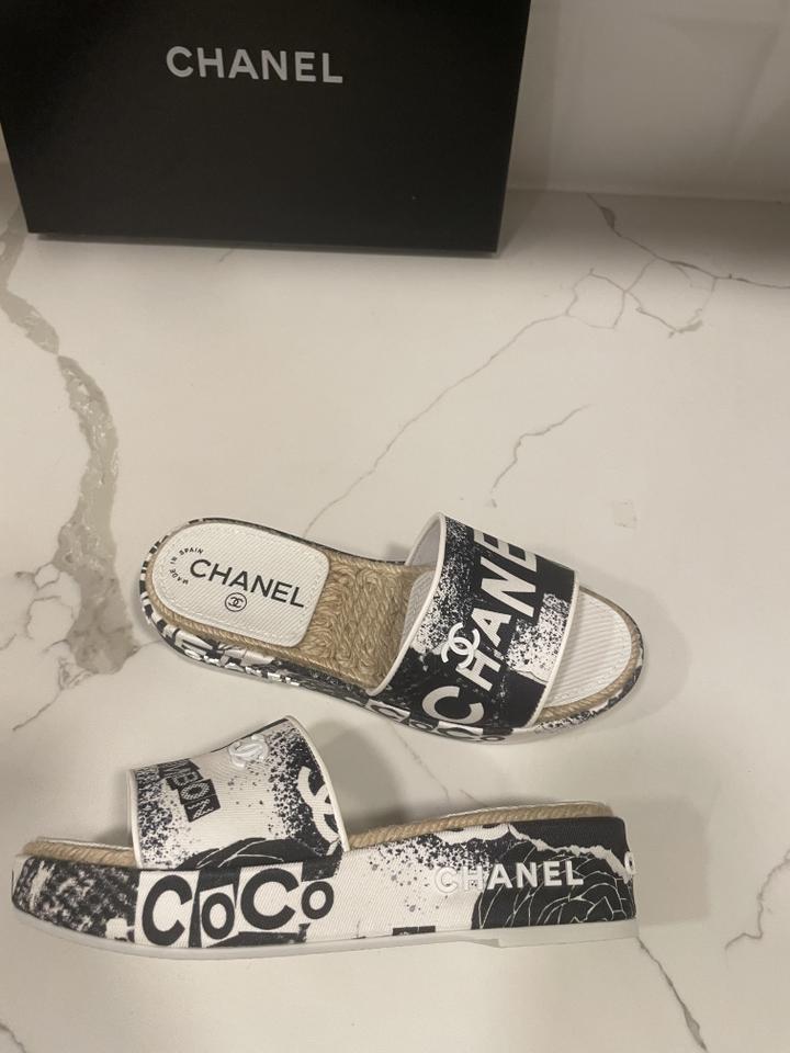 CHANEL COCO SIGNATURE PRINTED PLATFORM MULE SLIDES