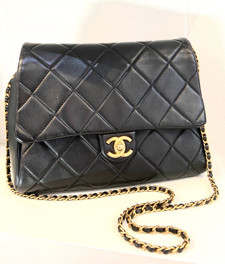 CHANEL QUILTED LAMBSKIN FLAP BAG