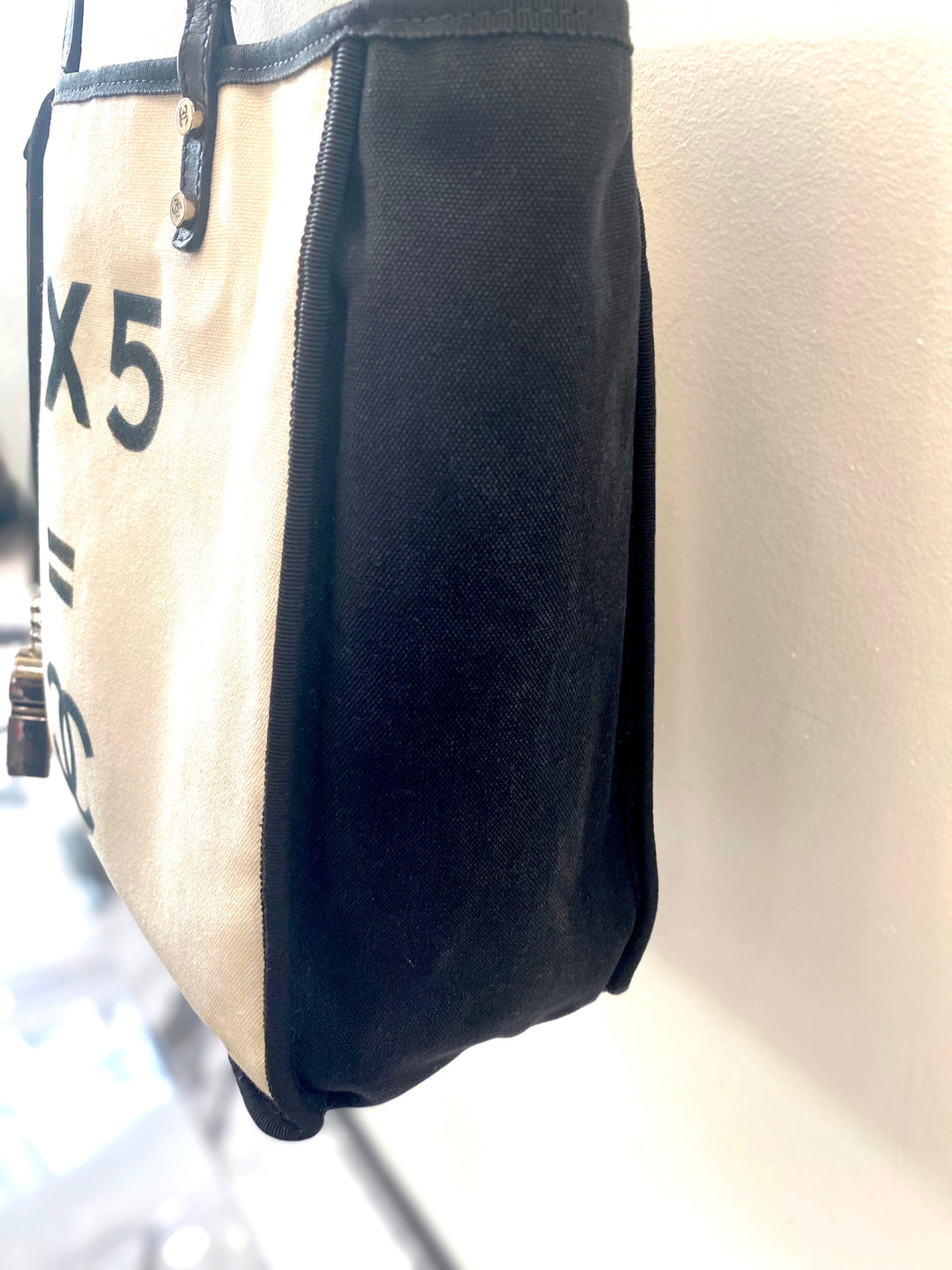 CHANEL LET&