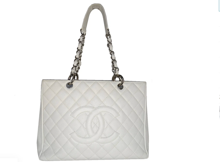 CHANEL WHITE QUILTED CAVIAR GRAND SHOPPER TOTE BAG