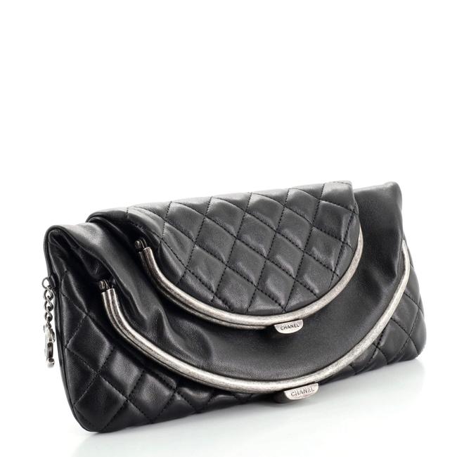 CHANEL DOUBLE KISSLOCK FOLD OVER QUILTED LEATHER MEDIUM CLUTCH – Caroline's  Fashion Luxuries
