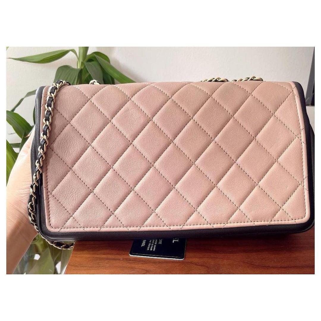 CHANEL QUILTED LEATHER DUO TONE FLAP BAG