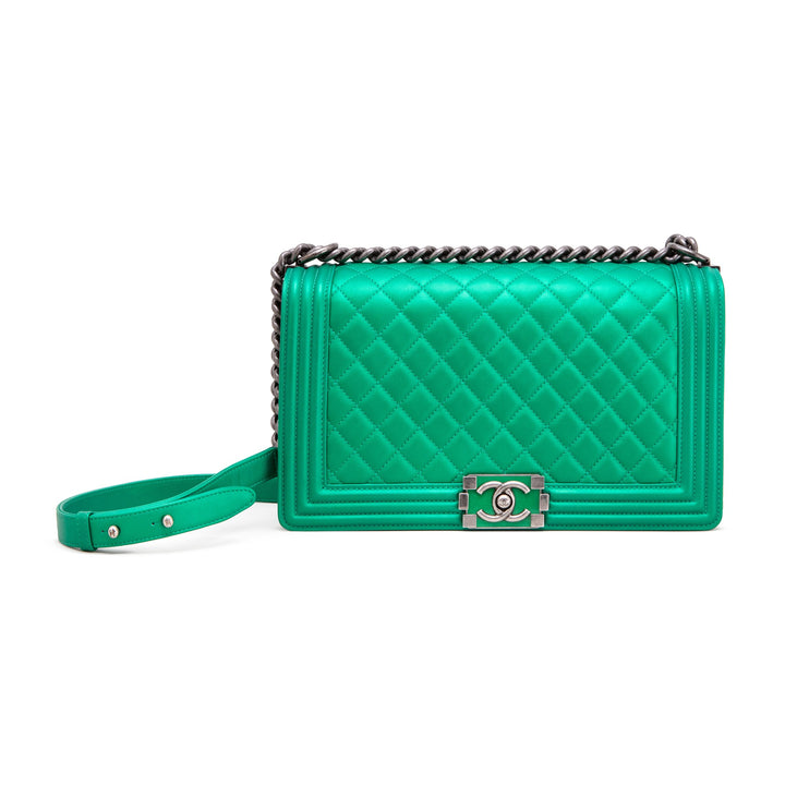 CHANEL BOY RARE MEDIUM METALLIC CALFSKIN NEON BRIGHT GREEN  BAG