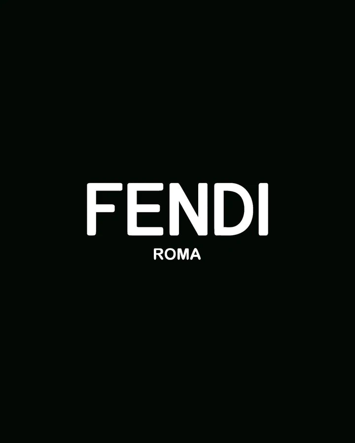 FENDI SHEARLING BAGUETTE WITH STRAP PAD