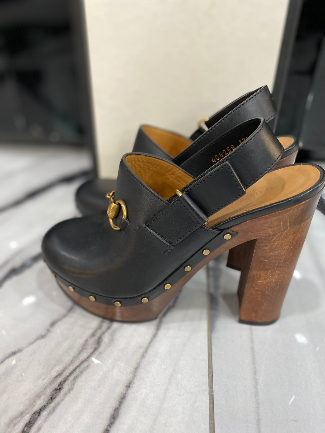 GUCCI HORSEBIT LEATHER SLINGBACK PUMPS