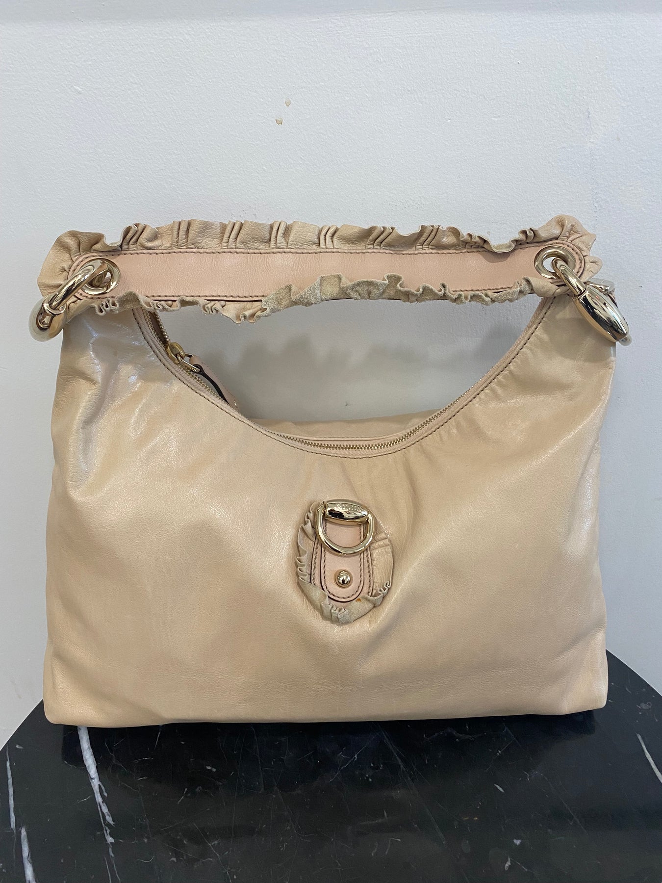 GUCCI SABRINA RUFFLE LEATHER HOBO BAG – Caroline's Fashion Luxuries