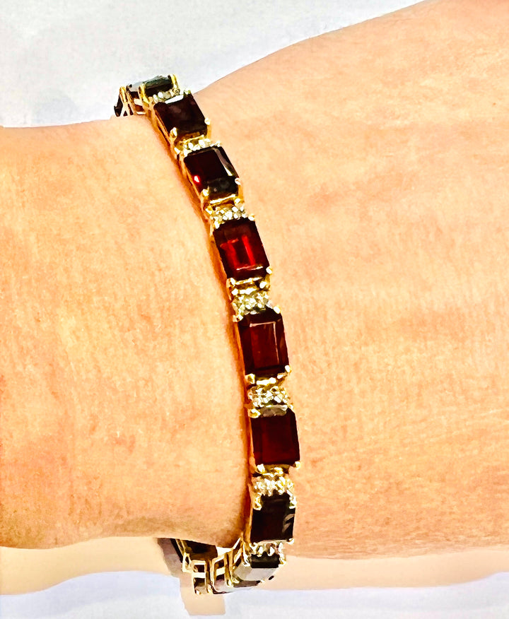 EMERALD CUT GARNET &amp; DIAMONDS 14K GOLD BRACELET