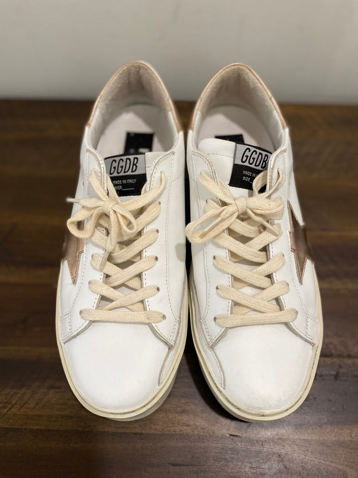 GOLDEN GOOSE HIGH STAR SNEAKERS