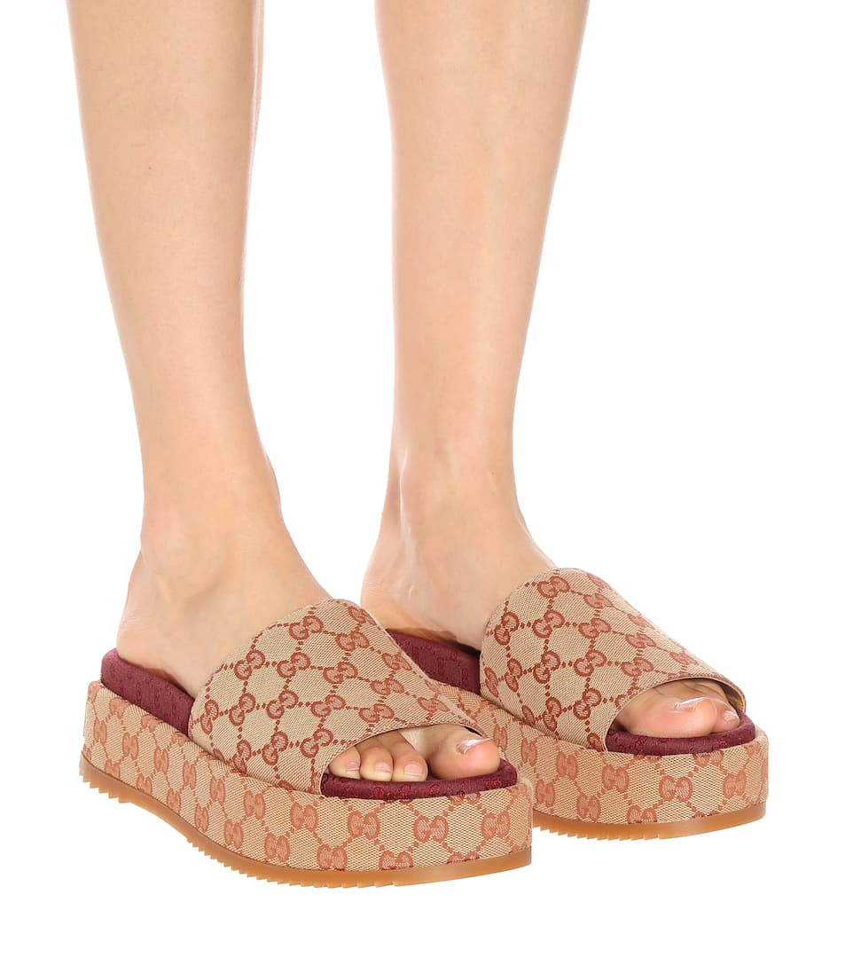 Angelina Gg Platform Slides Clearance (GUCCI GG SUPREME ANGELINA PLATFORM  SLIDE SANDALS)