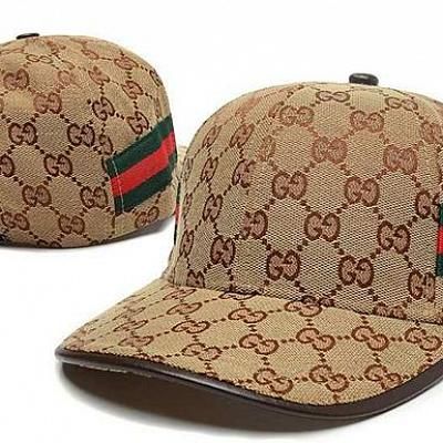 GUCCI GG SUPREME WEB STRIPES BASEBALL HAT