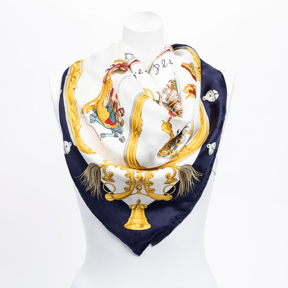 HERMÈS VINTAGE PLUMES ET GRELOTS SILK SCARF – Caroline's Fashion