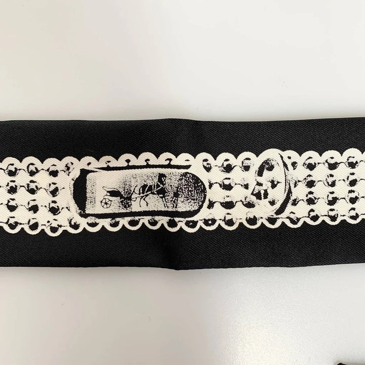 HERMÈS SILK LE TRESOR DE MEDOR TWILLY