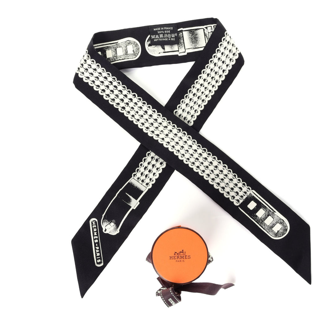HERMÈS SILK LE TRESOR DE MEDOR TWILLY