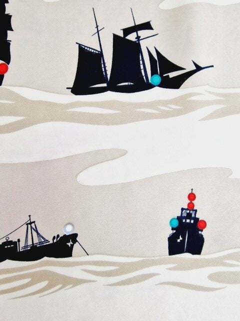 HERMÈS FEUX DE ROUTE APERCUS LA NUIT EN MER SILK SCARF