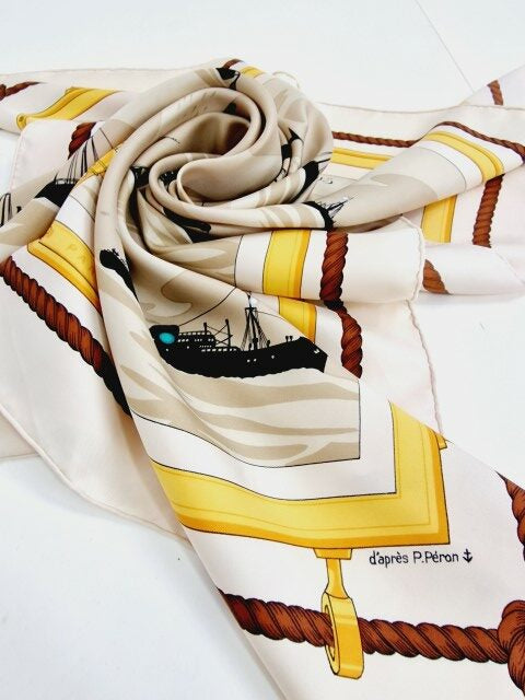 HERMÈS FEUX DE ROUTE APERCUS LA NUIT EN MER SILK SCARF