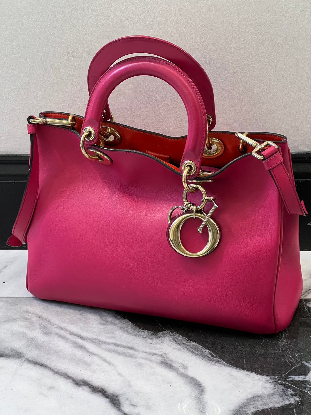 DIOR Smooth Calfskin Large Diorissimo Tote Fuchsia