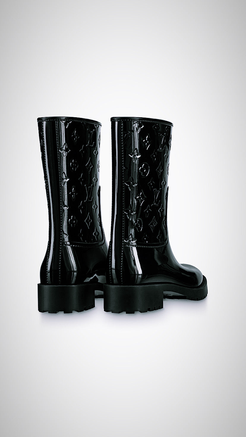 Louis Vuitton Drops Flat Half Boot BLACK. Size 39.0