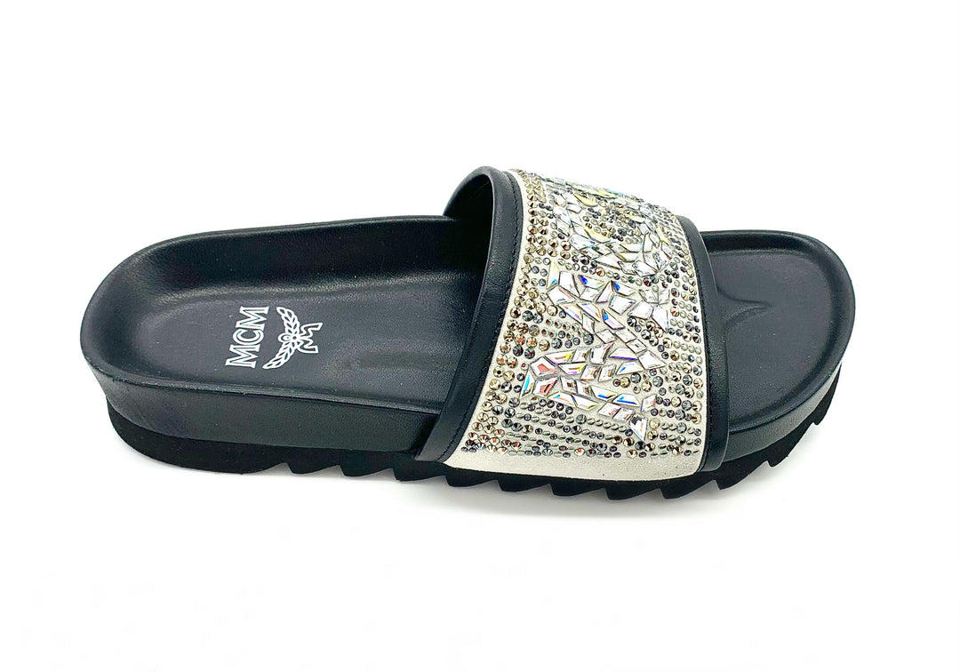 MCM CRYSTAL EMBELLISHED LOGO SLIDES