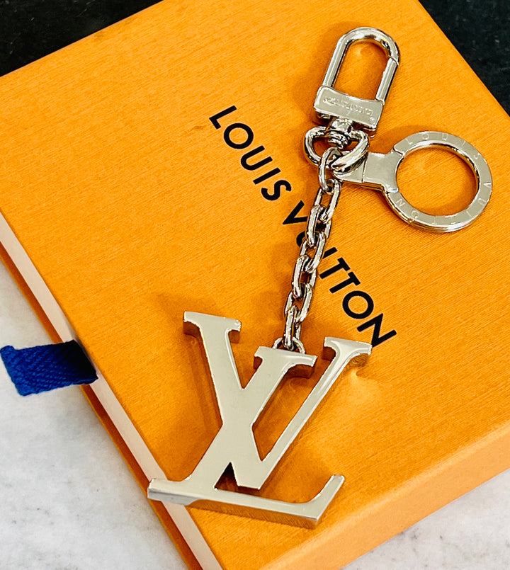 LOUIS VUITTON LV FACETTES BAG CHARM KEY HOLDER