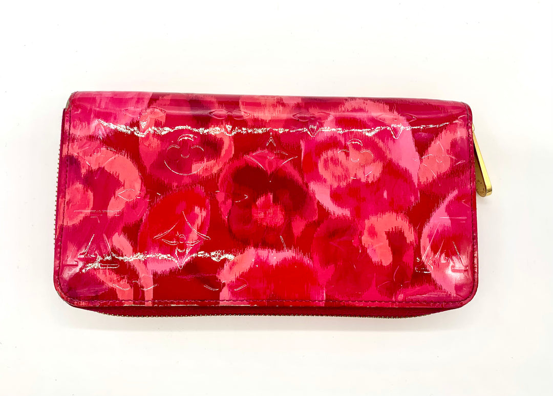 LOUIS VUITTON VERNIS MONOGRAM ZIPPY ROSE IKAT WALLET
