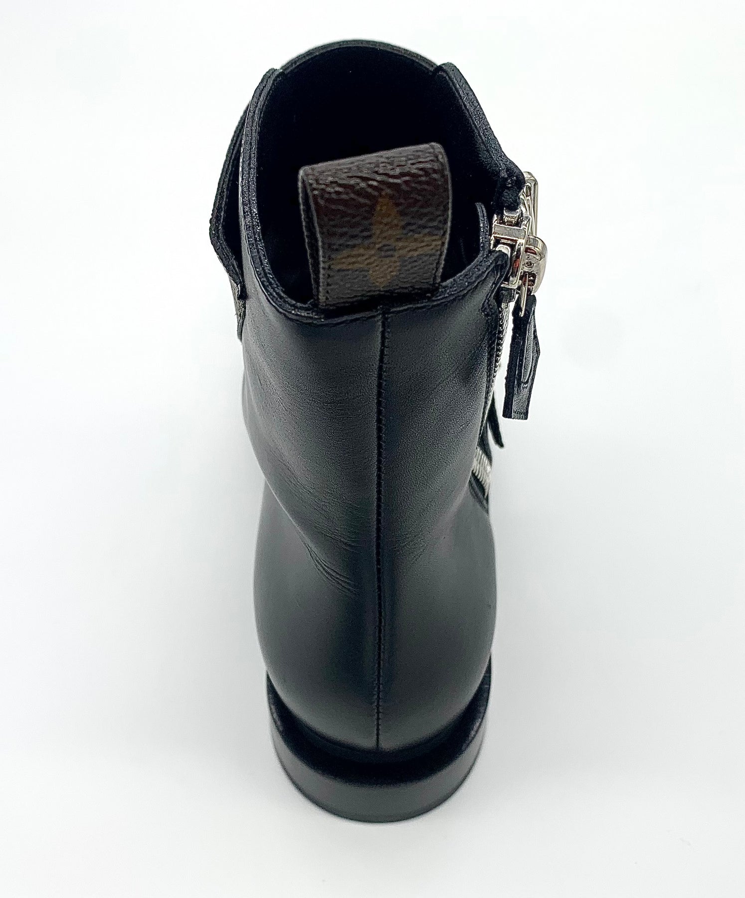 LOUIS VUITTON INSPIRED INFINITE ANKLE BOOTS IN EMPREINTE MONOGRAM LEATHER 38  boots Brown ref.411299 - Joli Closet