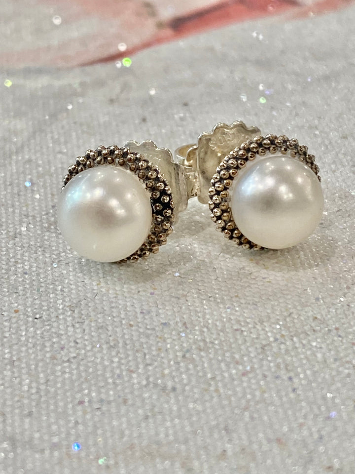 LAGOS CAVIAR STERLING SILVER STUD EARRINGS
