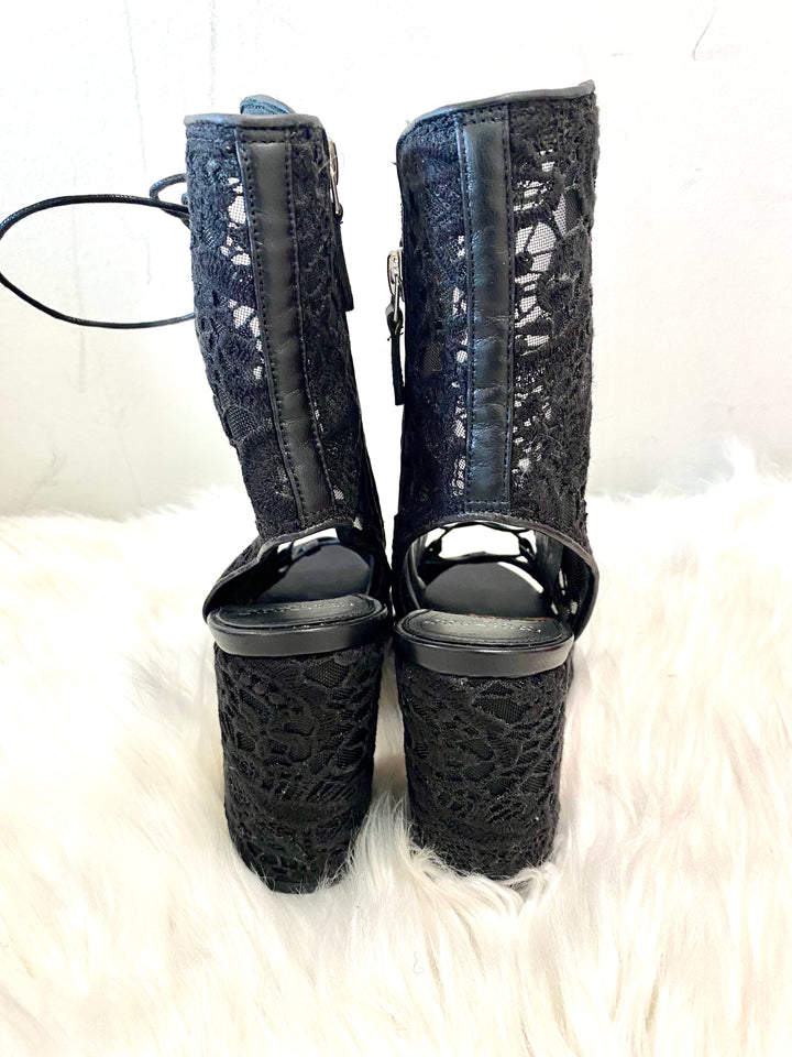 LAURENCE DACADE LACE GLADIATOR SHOES