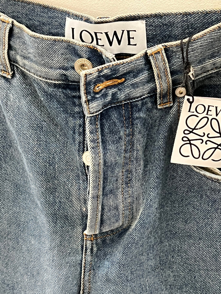 LOEWE ANAGRAM HIGH RISE CROPPED JEANS