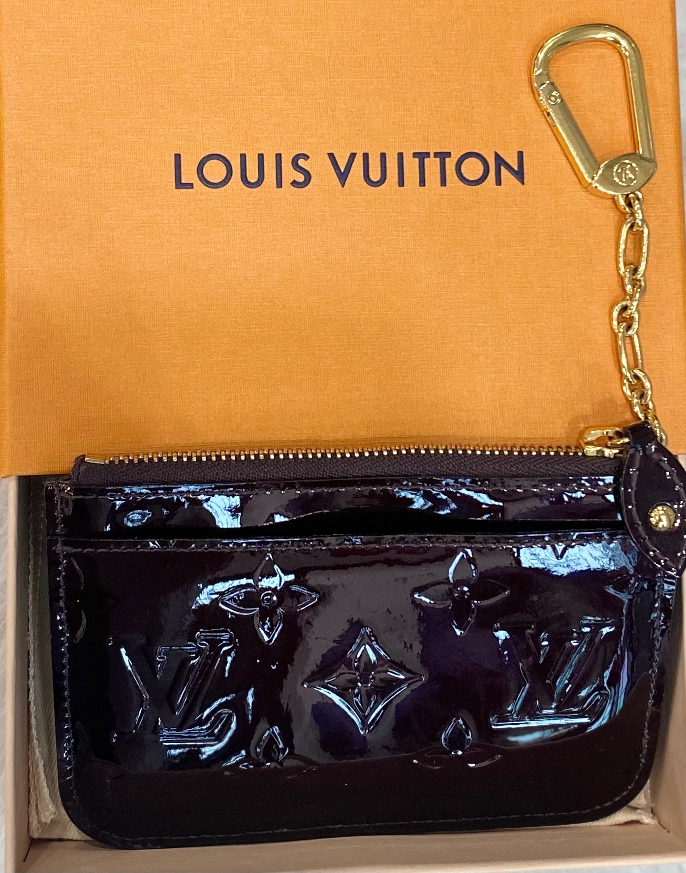 Louis Vuitton Amarante Monogram Vernis Key Pouch