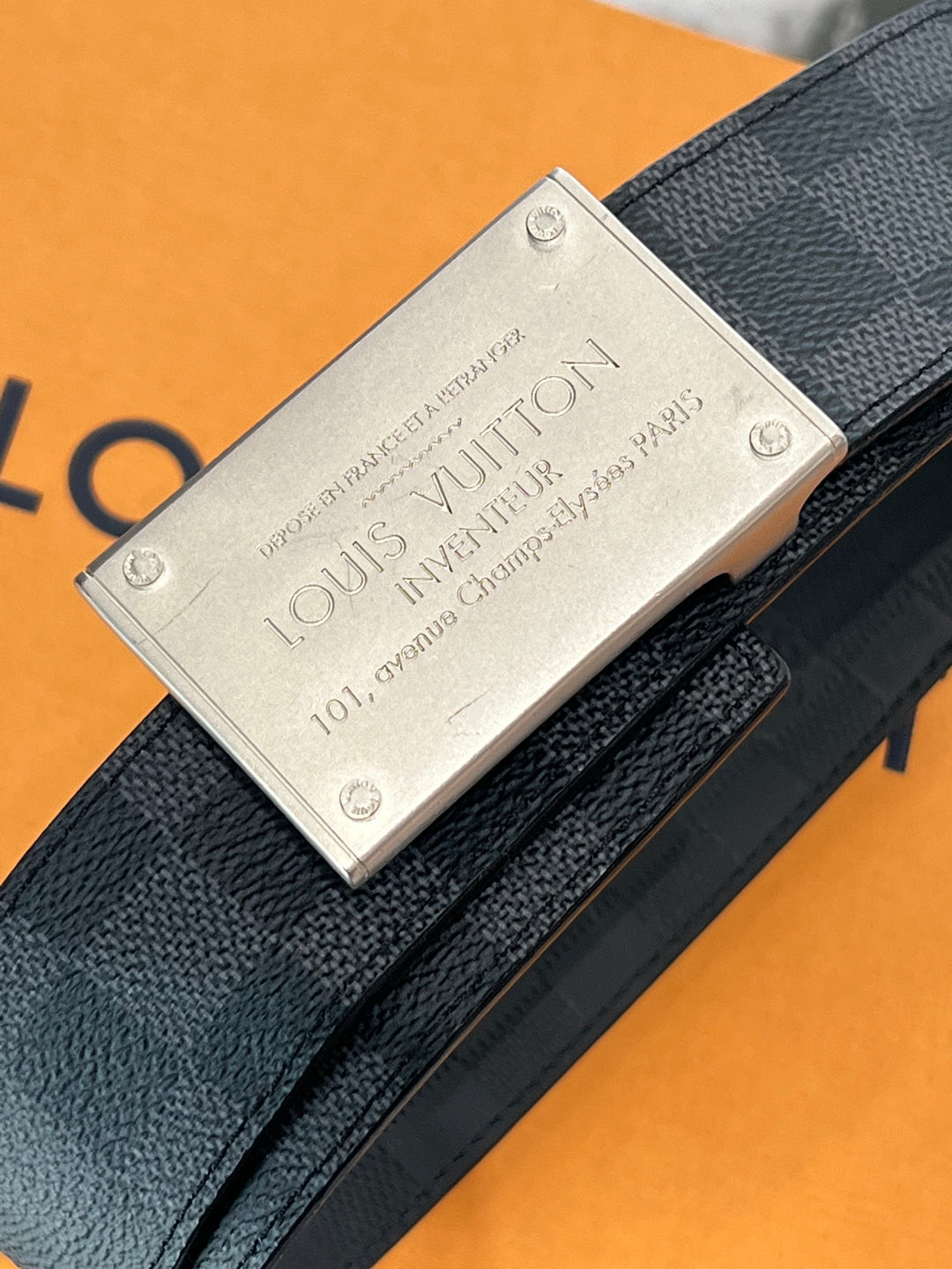 Louis Vuitton INVENTEUR ベルトバックル LOUIS VUITTON DAMIER GRAPHITE NEO INVENTEUR REVERSIBLE BELT